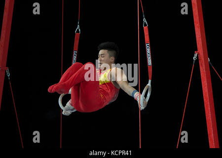 Montreal, Kanada. 05 Okt, 2017. Gymnast Lin Chaopan (CHN) konkurriert im Herren Einzel Rund-um-Finale während die 47 Abb. Gymnastics World Championships in Montreal, Kanada. Melissa J. Perenson/CSM/Alamy leben Nachrichten Stockfoto