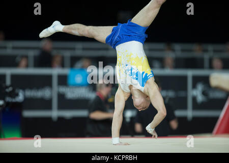 Montreal, Kanada. 05 Okt, 2017. Gymnast Oleg Verniaiev (UKR)) konkurriert in den Männern rund-um-Finale während die 47 Abb. Gymnastics World Championships in Montreal, Kanada. Melissa J. Perenson/CSM/Alamy leben Nachrichten Stockfoto