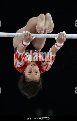 Montreal, Quebec, Kanada. 6. Okt 2017. MAI MURAKAMI, aus Japan, konkurriert auf dem stufenbarren während der Frauen vielseitige Finale im Olympiastadion in Montreal, Quebec statt. Credit: Amy Sanderson/ZUMA Draht/Alamy leben Nachrichten Stockfoto