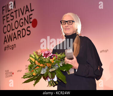 Köln, Deutschland. 6. Oktober 2017. Die neuseeländische Filmregisseurin Jane Campion bei der Preisverleihung der Kölner Filmfestspiele am 6. Oktober 2017 in Köln. Quelle: Caroline Seidel/dpa/Alamy Live News Stockfoto