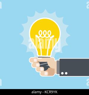 Innovative Idee - leuchtende Glühbirne in der Hand Stock Vektor