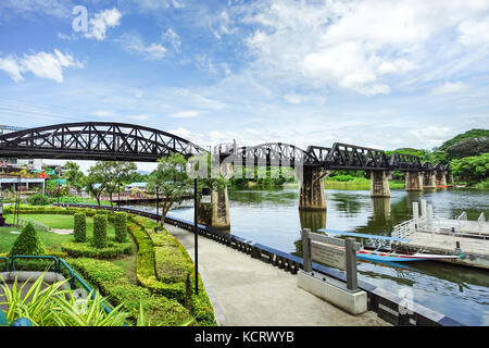 Die Brücke des River Kwai in Kanchanaburi, Thailand Stockfoto