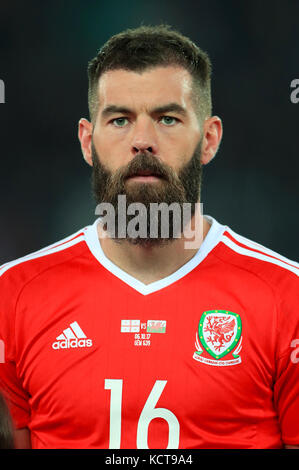 Wales' Joe Ledley während des FIFA World Cup Qualifying 2018, Gruppe D Spiel in der Boris Paichadze Dinamo Arena, Tiflis. DRÜCKEN Sie VERBANDSFOTO. Bilddatum: Freitag, 6. Oktober 2017. Siehe PA Geschichte FUSSBALL Georgien. Bildnachweis sollte lauten: Tim Goode/PA Wire. EINSCHRÄNKUNGEN: Nur redaktionelle Verwendung, keine kommerzielle Nutzung ohne vorherige Genehmigung. Stockfoto