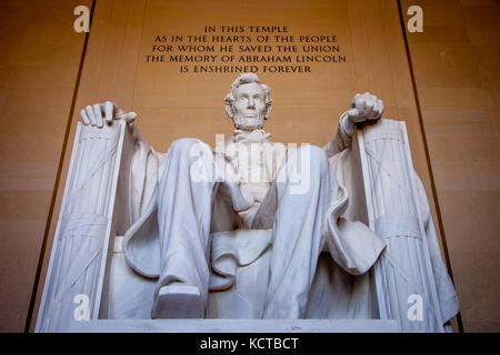 Marmorstatue von Präsident Abraham Lincoln in das Lincoln Memorial, Washington, DC, USA Stockfoto