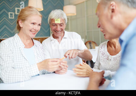 Wochenende mit Freunden genießen. Stockfoto