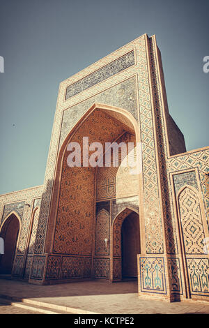 Bild der mir-i-arabischen medressa in Buchara, Usbekistan. Stockfoto