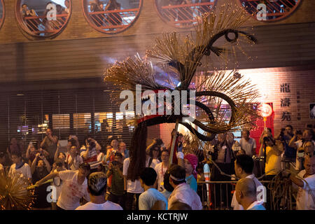 Fire Dragon, Feuer, Drachen, tai Hang, Tai, Hängen, Causeway Bay, tung lo Wan, Hong Kong, Hong, kon, Festival, Mitte Herbst, Herbst, Herbst, im Stockfoto