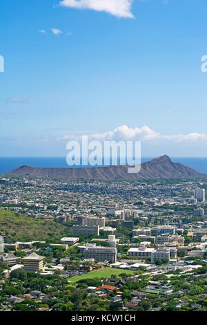 Blick auf Dimond Head Berg und Honolulu, Hawaii Stockfoto