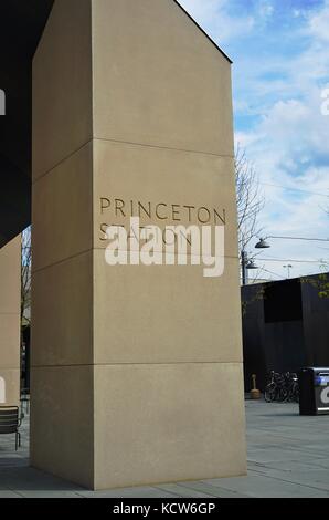 Die princeton Bahnhof auf dem Campus der Universität Princeton, der Heimat der Dinky Shuttle Zug zum NJ Transit Northeast corridor Stockfoto