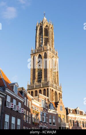 Blick auf den domturm von St. Martins Dom in Utrecht, Niederlande Stockfoto
