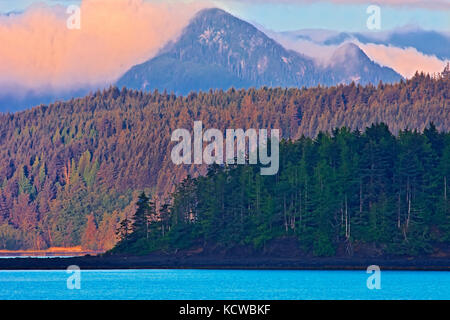 Queen Charlotte Berge (insellage Berge). Pazifik. Graham Island. skidegate. , Haida Gwaii (früher der Queen Charlotte Islands, British Columbia, Kanada Stockfoto