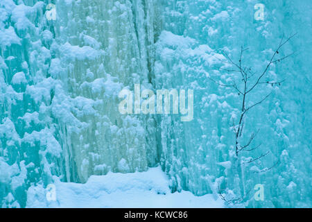 Gefrorenen Wasserfall in Maligne Canyon, Jasper National Park, Alberta, Kanada Stockfoto