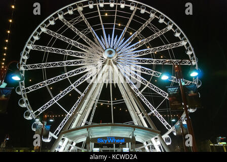 Riesenrad auf dem Clifton Hill in Niagara Falls, Ontario Stockfoto