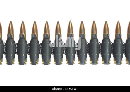 Munition Riemen auf weißem Hintergrund Stockfoto