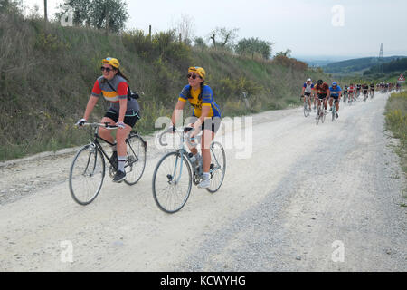 Granfondo Eroica Radrennen Gaiole in Chianti, Toskana, Italien Stockfoto