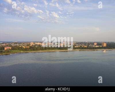 Luftbild Panorama vom Meer, Distrikt kopli, Tallinn, Estland. Stockfoto