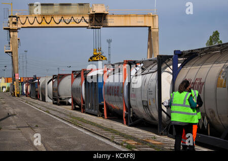 Allgemeine Ansichten eines SNCF-Güterbahnhofs, Venissieux, Frankreich Stockfoto