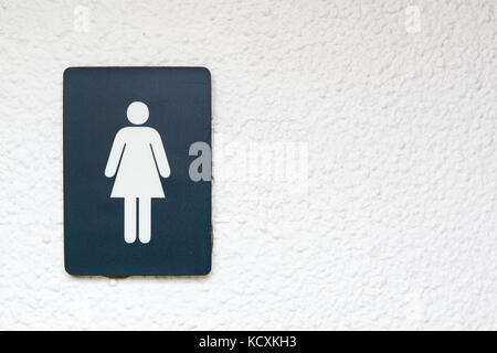 Meine Damen wc Schild auf weißer Wand Hintergrund. Öffentliche Bequemlichkeit, Toilette Schild Stockfoto