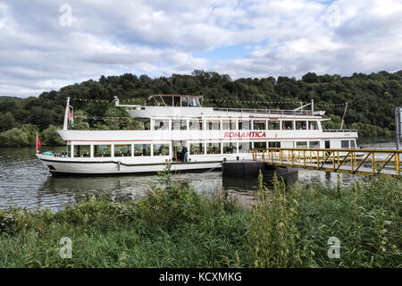 Boot, Romantica an der Mosel, Deutschland, festgemacht an Krov. Stockfoto