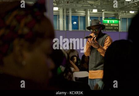 Breis in Afrika fashion week London 2016 durchführen Stockfoto