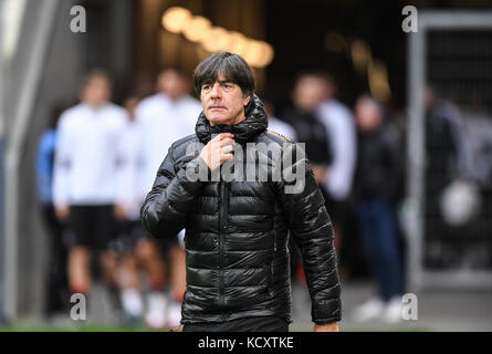 Bundestrainer Joachim Jogi Loew (Deutschland). GES/ Fussball/ DFB-Endtraining, Mainz, 07.10.2017 Fußball / Fußball: Training der deutschen Nationalmannschaft, Mainz, 07. Oktober 2017 |Einsatz weltweit Stockfoto