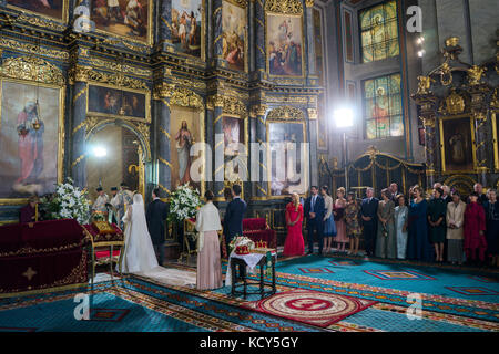 Belgrad, Serbien. 7. Oktober, 2017. Seine Königliche Hoheit Prinz Philip und Danica marinkovic Hochzeit miss wurde statt in der Kathedrale von St. Michael der Erzengel ("saborna crkva") in Belgrad, Serbien, am Samstag, den 7. Oktober 2017. Seine Königliche Hoheit Prinz Philip ist an zweiter Stelle in der Zeile auf den Thron nach dem Erbprinzen Peter. Er ist der Sohn von Seiner Königlichen Hoheit Kronprinz Alexander und Prinzessin Maria da Gloria von Orleans Bragança. danica marinkovic Miss ist eine Tochter der bekannten serbischen Maler Milan marinković. Credit: Zoran boldorac/alamy leben Nachrichten Stockfoto