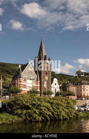 Die Stadt Bernkastel-Kues, Mosel, Deutschland Stockfoto