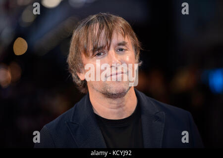 Richard Linklater die Teilnahme an der Premiere der letzten Flagge, als Teil des BFI London Film Festival, im Odeon Kino in Leicester Square, London. Press Association Foto. Bild Datum: Sonntag, Oktober 8th, 2016 Photo Credit: matt Crossick/PA-Kabel Stockfoto