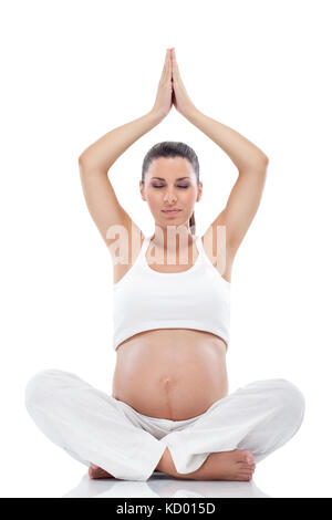 Schwangeren Yoga, auf weißem Hintergrund Stockfoto