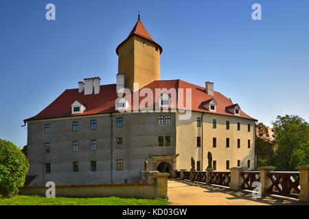 Schönen gotischen Burg veveri. der Stadt Brünn an der Brünner Talsperre. Südmähren - Tschechische Republik - Central Europe. Stockfoto