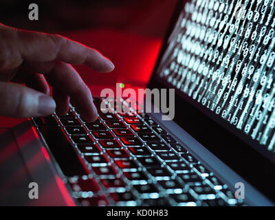 Laptop Computer durch einen Virus infiziert Stockfoto