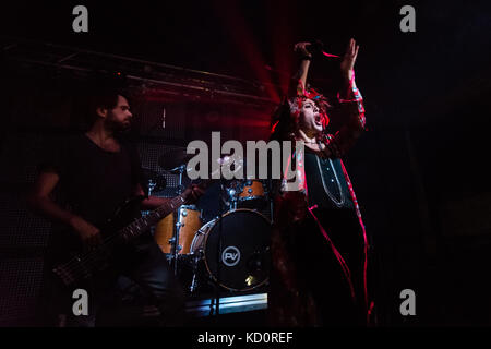 Mailand, Italien. 6. Oktober 2017. Rock Sänger Almeria an der Legende Club durchführen. Brambilla Simone Fotografie leben Nachrichten Stockfoto