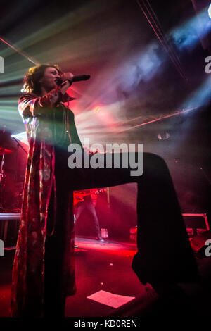 Mailand, Italien. 6. Oktober 2017. Rock Sänger Almeria an der Legende Club durchführen. Brambilla Simone Fotografie leben Nachrichten Stockfoto