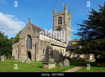 Die Kirche des Hl. Michael und alle Engel, Lambourn, Berkshire, England Großbritannien Stockfoto