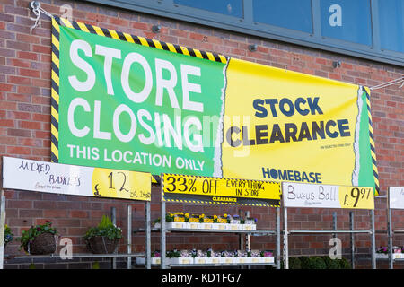 Homebase store Schließung Verkauf Zeichen, Milngavie, Schottland, Großbritannien Stockfoto