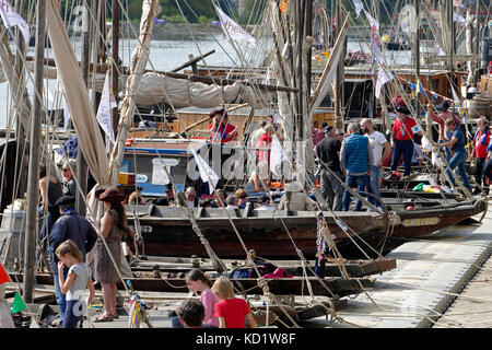 Loire Boote, Loire Festival, das Sammeln von fluvial Boote in Orléans (Center-Val de Loire, Frankreich). Stockfoto