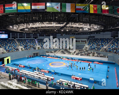 Baku, Aserbaidschan, 18. Mai 2017: Heydar Aliyev arena Innenraum während 4. islamischen Solidarität Spiele, Greco Roman wrestling Wettbewerb Stockfoto