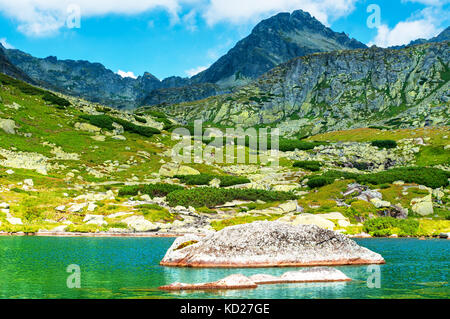 Bergsee in Hohe Tatra, Slowakei Stockfoto