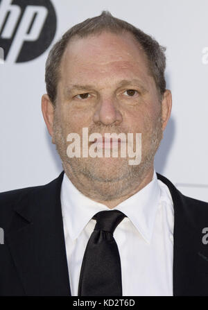 Der US-amerikanische Produzent Harvey Weinstein besucht am 20. Mai 2010 die amfAR Cinema Against AIDS Gala im Rahmen des 63. Filmfestivals von Cannes 2010 im Hotel du Cap in Cap d'Antibes, Frankreich. Foto: Hubert Boesl | Nutzung weltweit Stockfoto