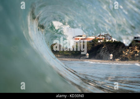 In der Nähe von Rolling Ocean Wave, Laguna Beach, Kalifornien, USA Stockfoto