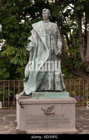 Blick auf die Statue von Kaiser Karl I. von Österreich, der letzte Habsburger Kaiser des Heiligen Römischen Reiches. Stockfoto