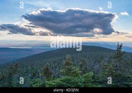 Panorama Luftbild von megantic Berg in der Eastern Townships, Provinz Quebec, Kanada Stockfoto
