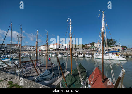 Hafen von La Flotte, Ile de Re, Nouvelle-Aquitaine, Französisch westcoast, Frankreich, | Hafen von La Flotte, Ile de Re, Nouvelle-Aquitaine, französische westku Stockfoto