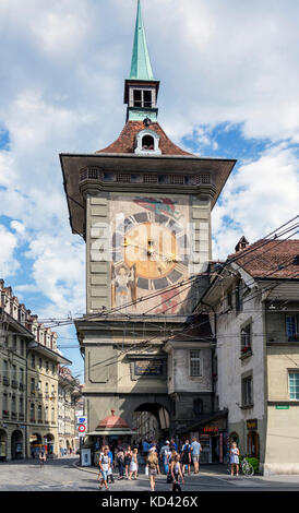 Der Westen angesichts der Zytglogge Astronomical Clock Tower im Zentrum der Stadt, Bern (Bern), Schweiz Stockfoto