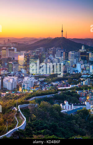 Seoul. stadtbild Bild von Seoul downtown im Sommer Sonnenaufgang. Stockfoto