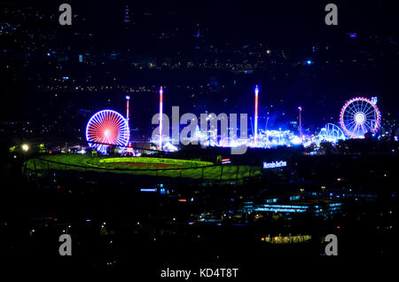 Stuttgart/Deutschland September 10, 2017: Cannstatter Wasen mit Feuerwerk Stockfoto