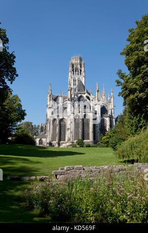 Rouen (Frankreich): äußere Ansicht der Abteikirche von St. Ouen, gotischen Stil, ehemaligen Benediktinerkloster in der Normandie (nicht für Postkarte verfügbar Stockfoto