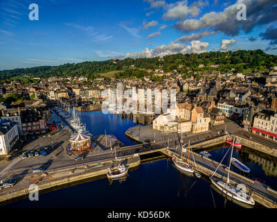 Le Havre (Frankreich): Luftaufnahme des alten Hafen (nicht für Postkarte Produktion verfügbar) Stockfoto