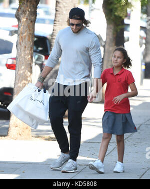 Gabriel Aubry und seine Tochter nahla Aubry gehen Sie shoppen in herrlichen mit: Gabriel Aubry, nahla Aubry wo: Los Angeles, Kalifornien, Vereinigte Staaten, wenn: 08 Sep 2017 Credit: wenn.com Stockfoto