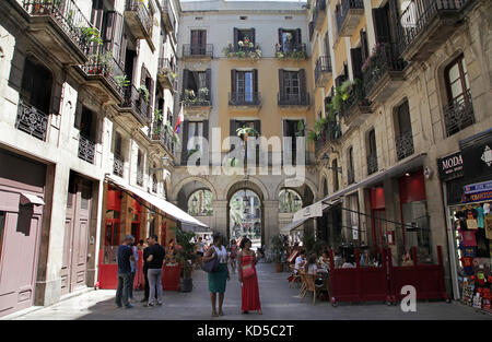 Madoz Passage in der Nähe der Plaza Reial im Gotischen Viertel in Barcelona Catalunya Spanien Stockfoto